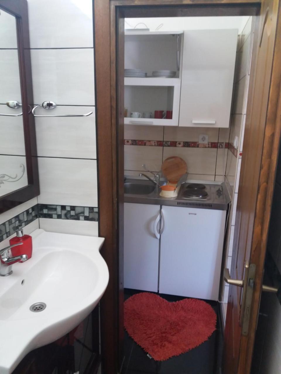 Apartments Peranovic Котор Экстерьер фото